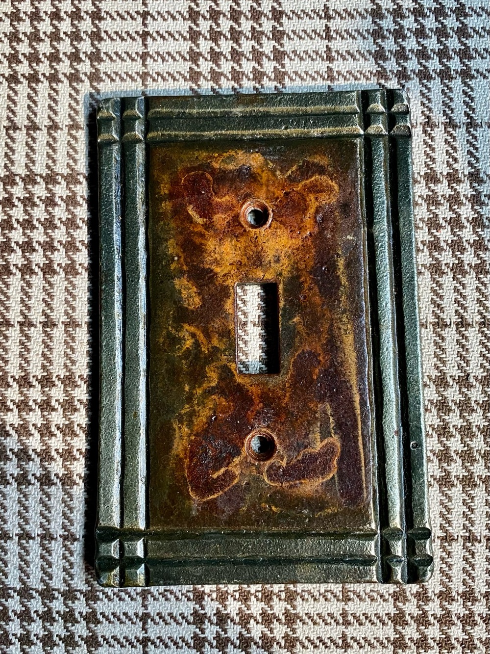 Cast Iron Single Toggle Wall Plate